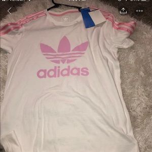 NWT adidas t